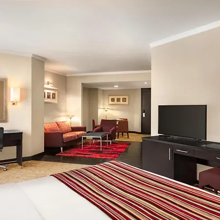 Ramada Plaza By Wyndham Dubai Deira-2